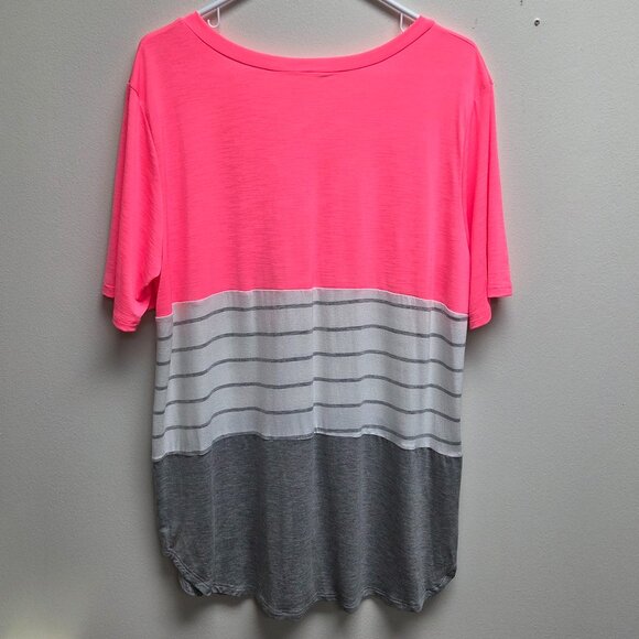 Paisley Grace XL shirt - Picture 2 of 3